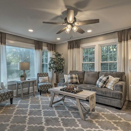 Peaceful Renovated Home With Deck On Half Acre! Asheboro Buitenkant foto