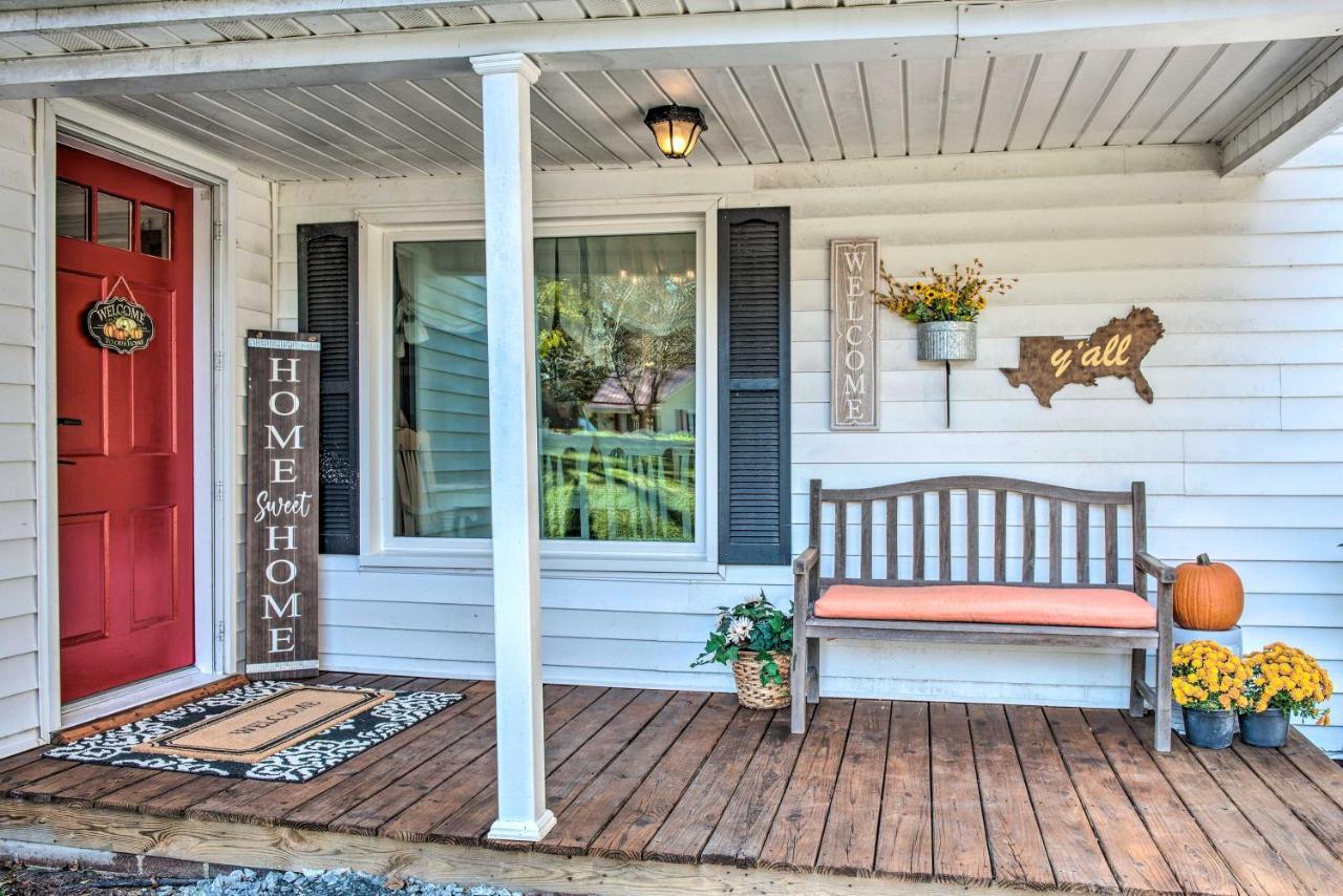 Peaceful Renovated Home With Deck On Half Acre! Asheboro Buitenkant foto