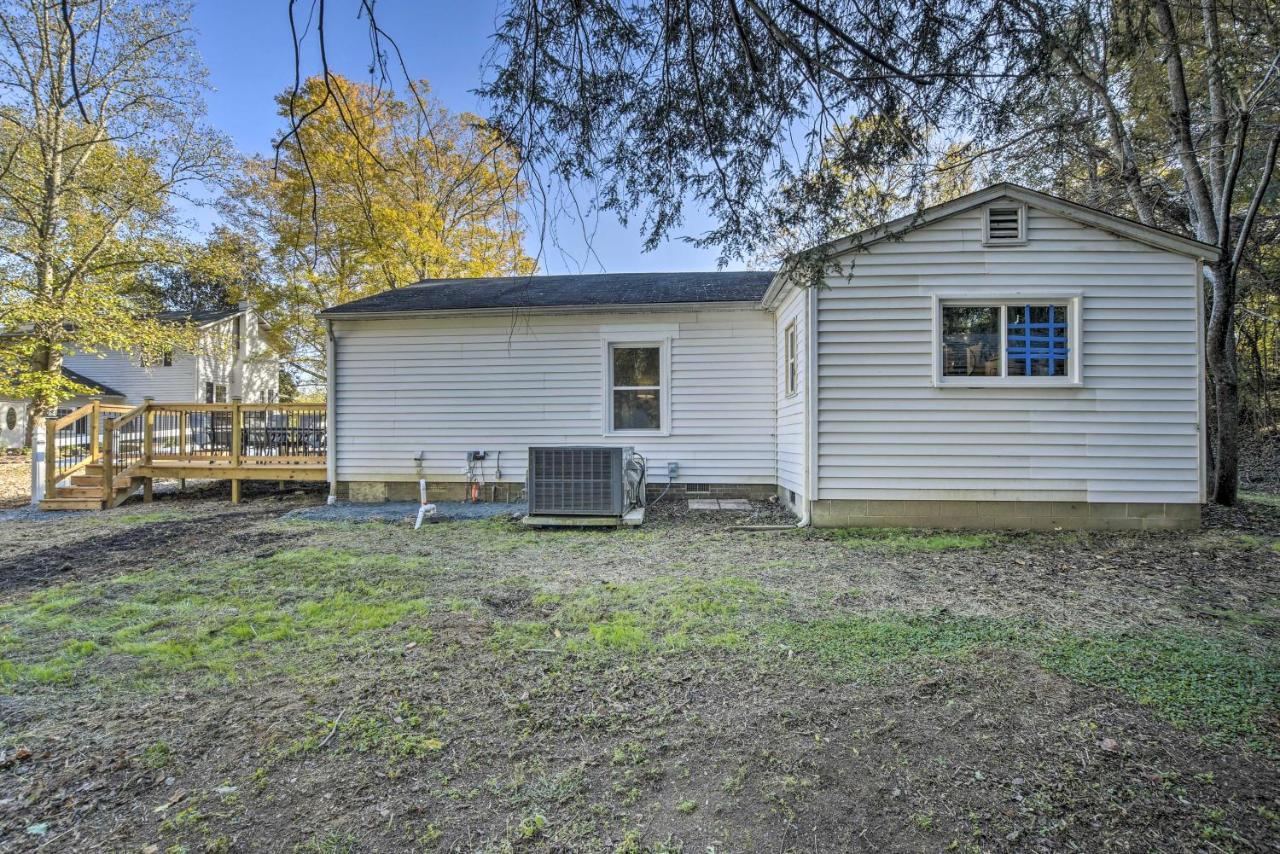 Peaceful Renovated Home With Deck On Half Acre! Asheboro Buitenkant foto